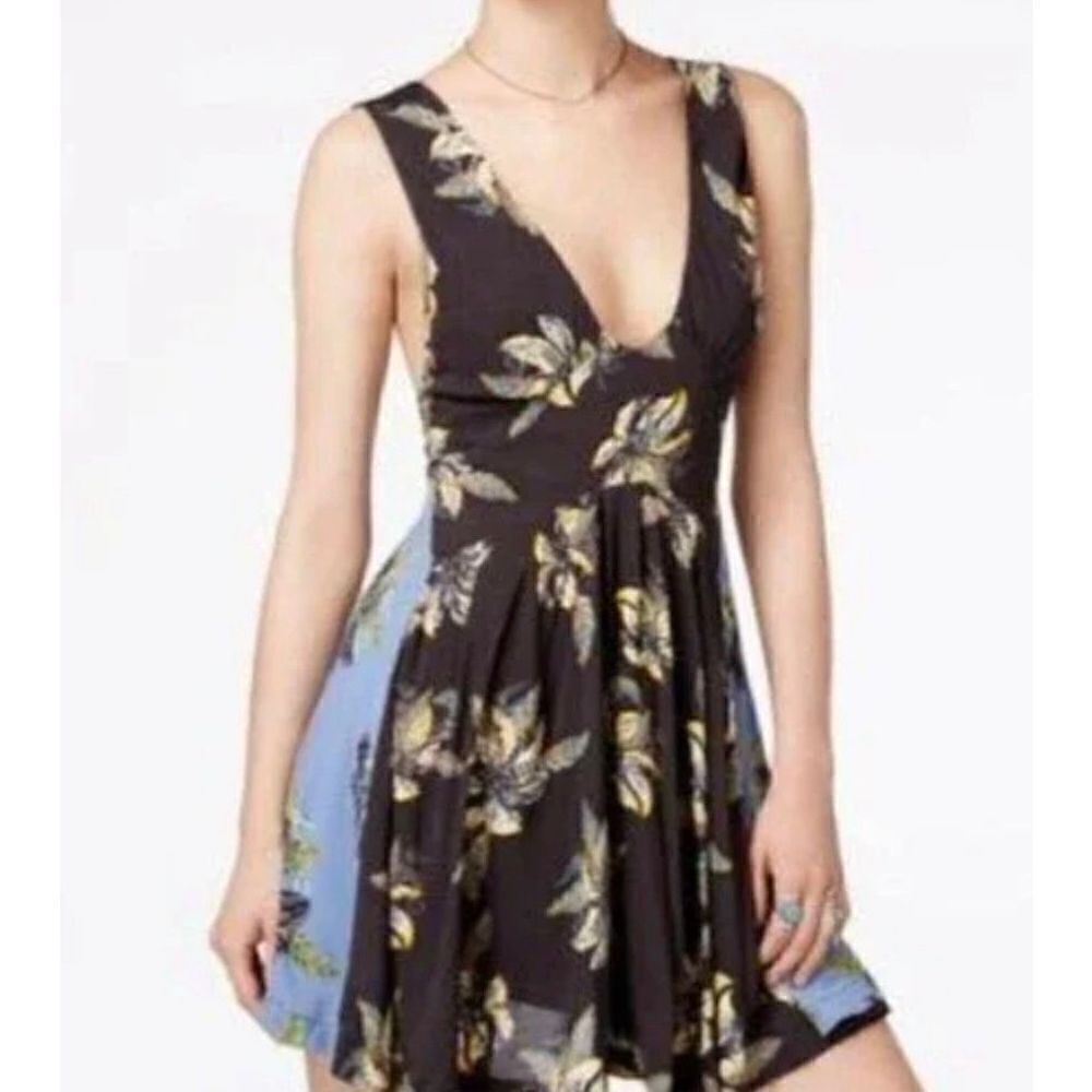 Free People Medium Thought I Was Dreaming Dress Crochet Flowy Floral Black Blue - Picture 9 of 10